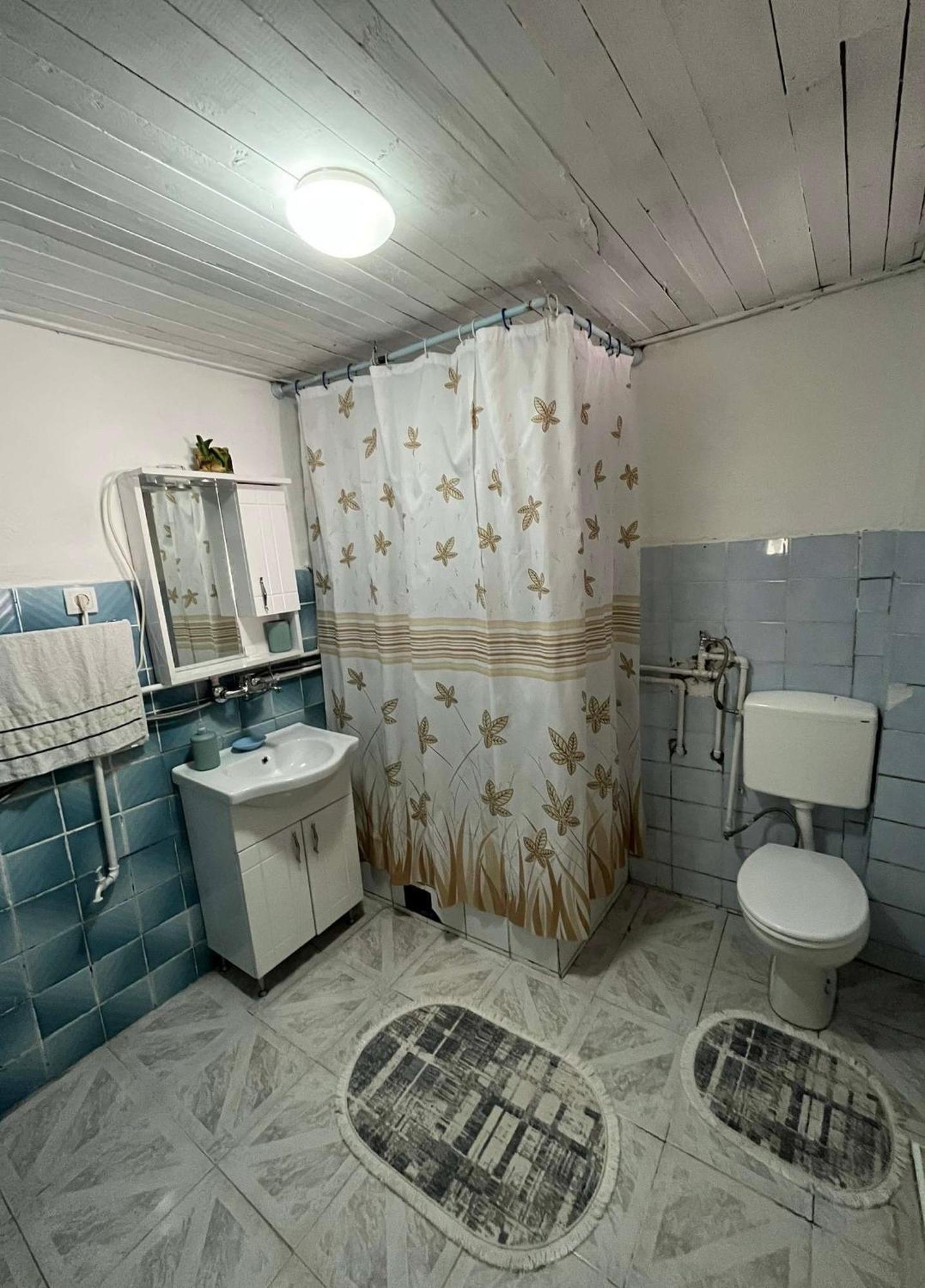 Guest House Guri Vusanje Екстер'єр фото